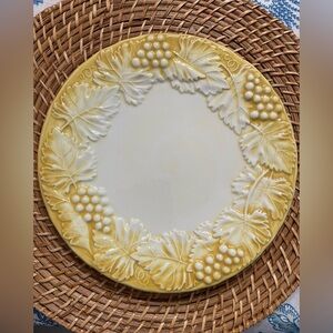 Williams Sonoma Napa Saffron Salad Plate